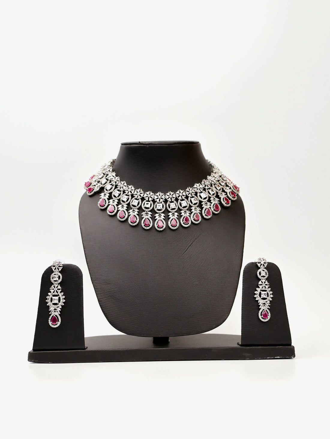 Ruby &amp; Faux Diamond High Quality Necklace set Fashion Jewelry for Party Festival Wedding Occasion in Noida