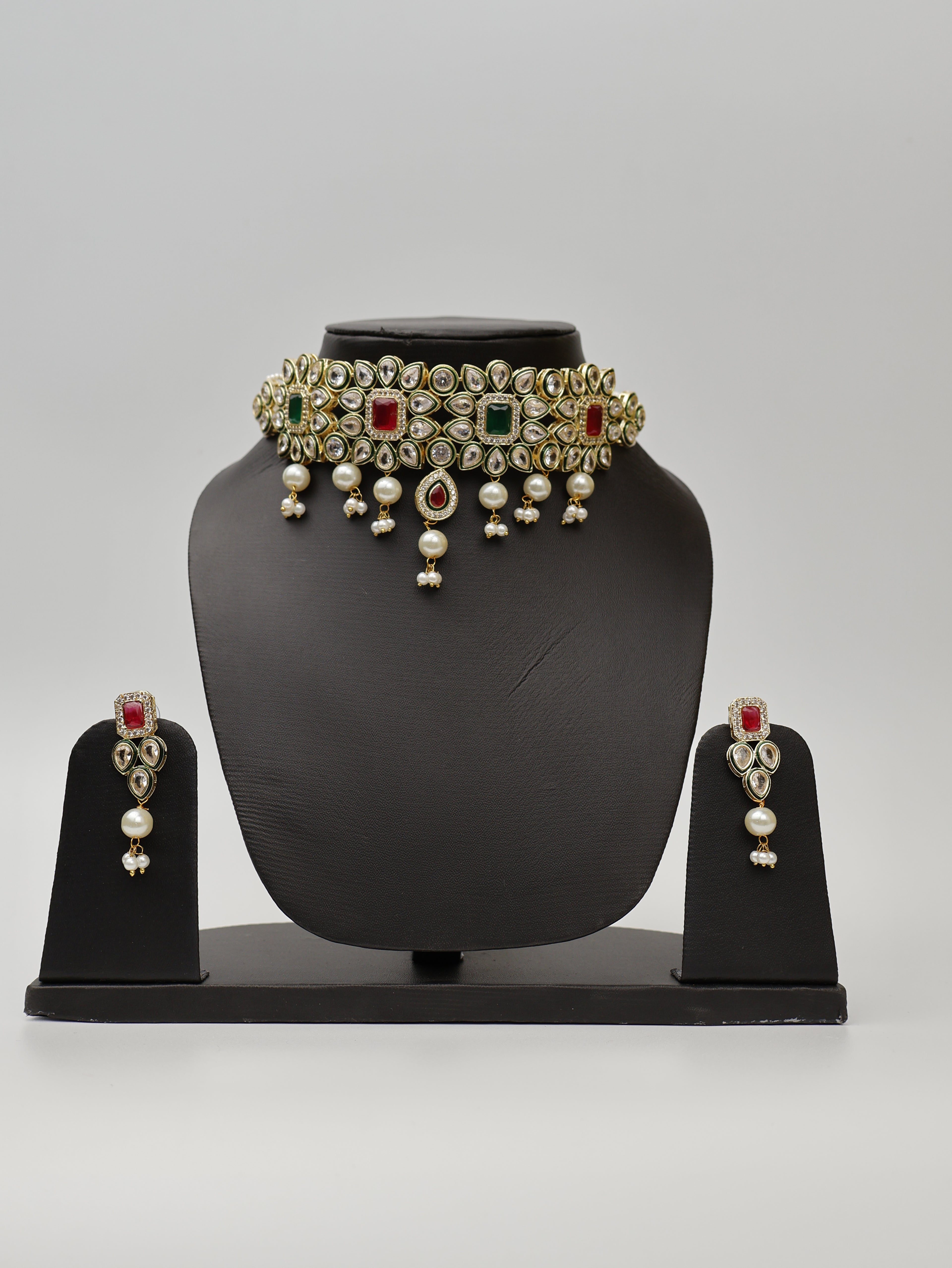 Red and Green Necklace Set Fashion Jewelry for Party Festival Wedding Occasion in Noida