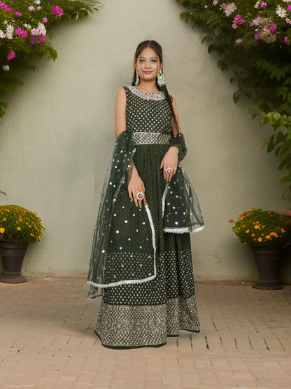 Gown with Stone &amp; Kundan Work by Shreekama Dark Green Designer Gowns for Party Festival Wedding Occasion in Noida